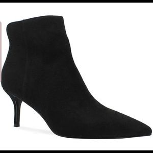 SALE! NEW in Box | Charles David | Ankle Booties